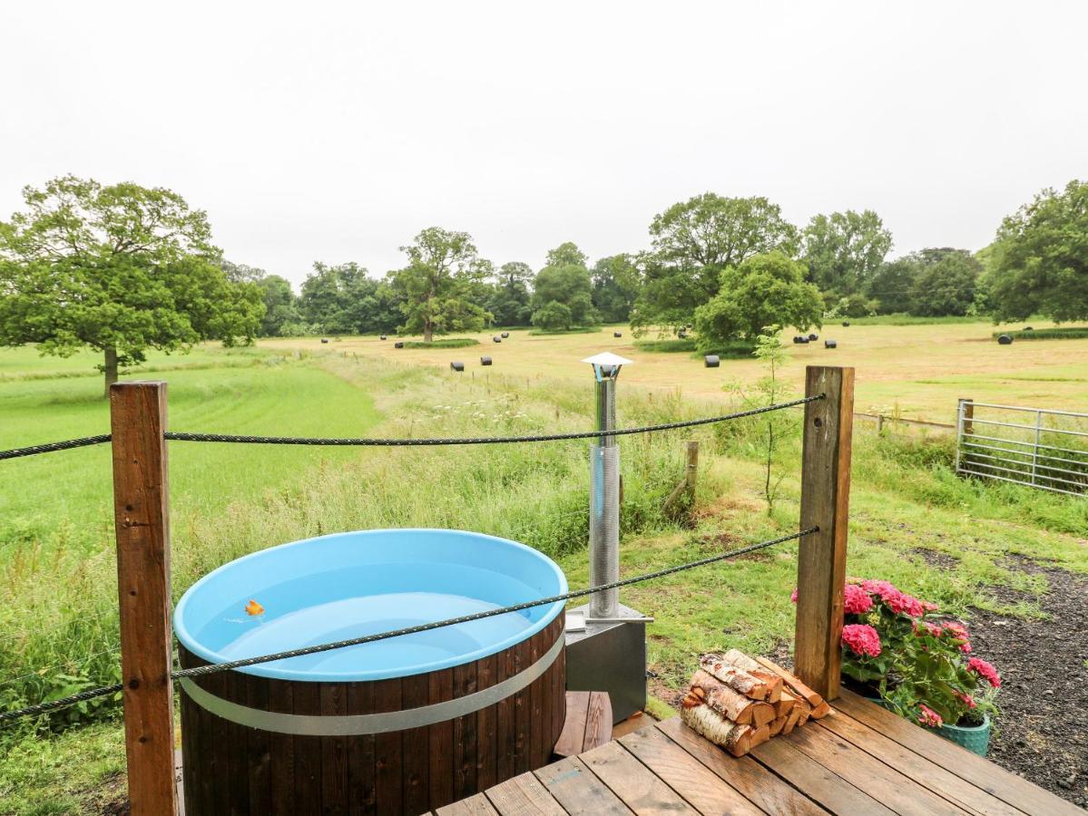 The Lazy Mare By The Water Villa Rugeley Eksteriør bilde