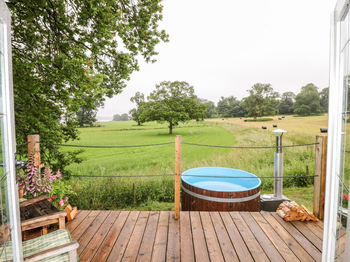 The Lazy Mare By The Water Villa Rugeley Eksteriør bilde
