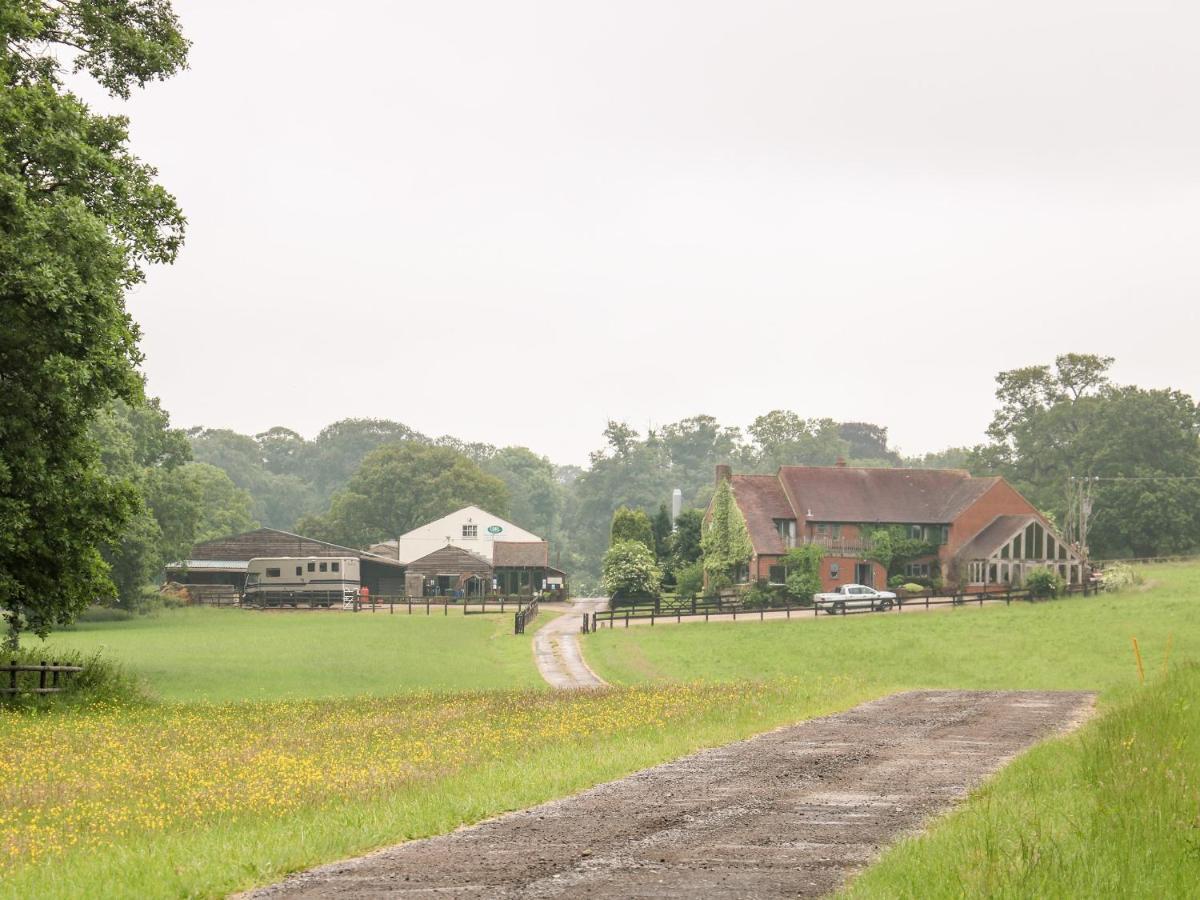 The Lazy Mare By The Water Villa Rugeley Eksteriør bilde